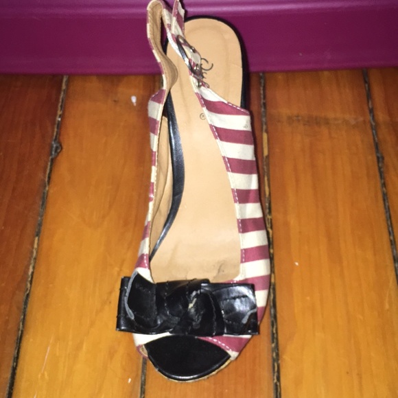 Striped wedges - Picture 2 of 4